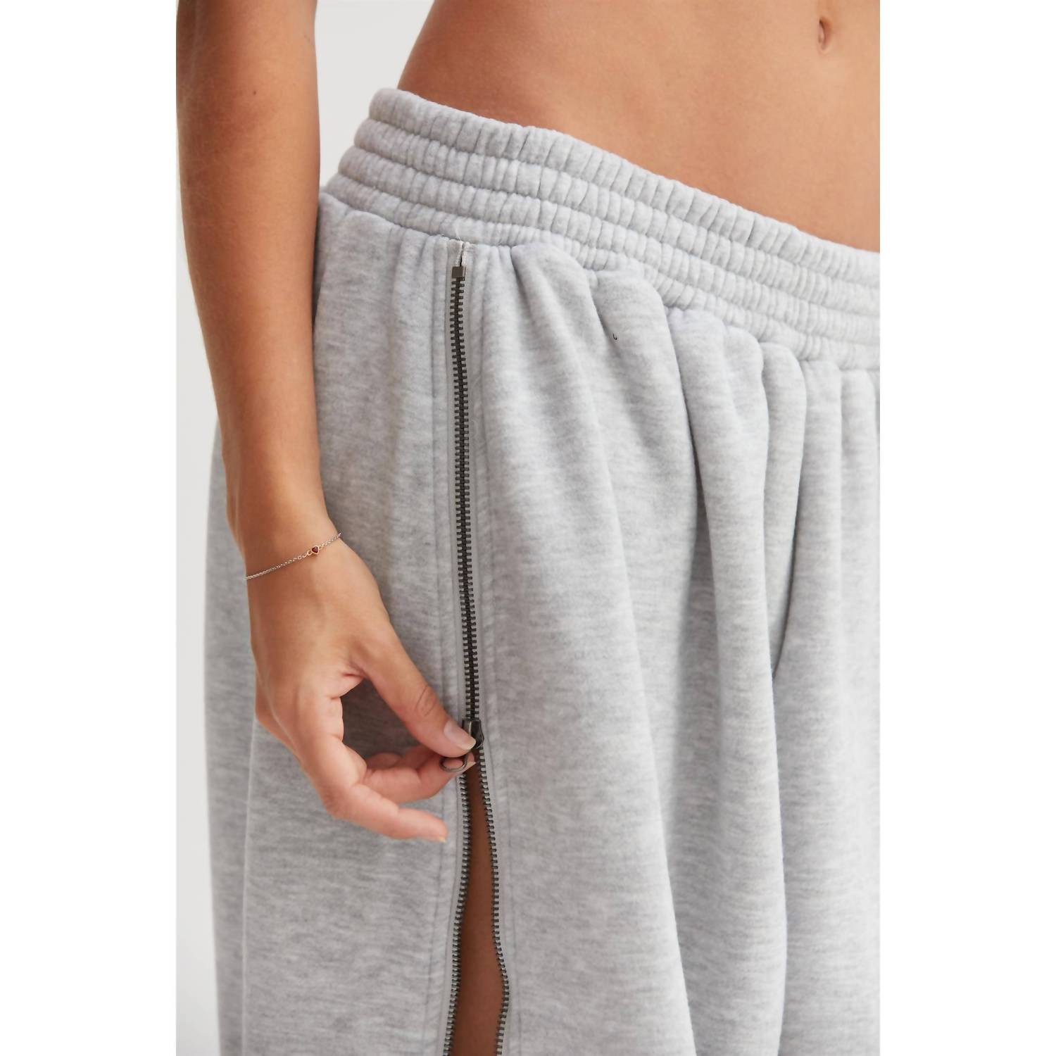 Hyfve - Wide-Leg Side Zipper Sweatpant