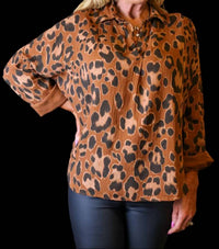 Look Mode Usa - Cheetah Print High Low Pullover Top