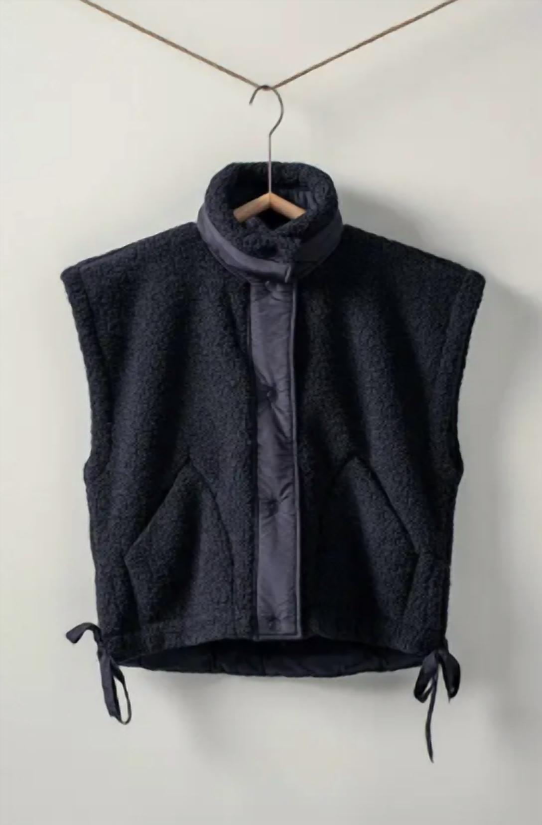 Urban Daizy - Women's Quilted Collar Boxy Sherpa Vest