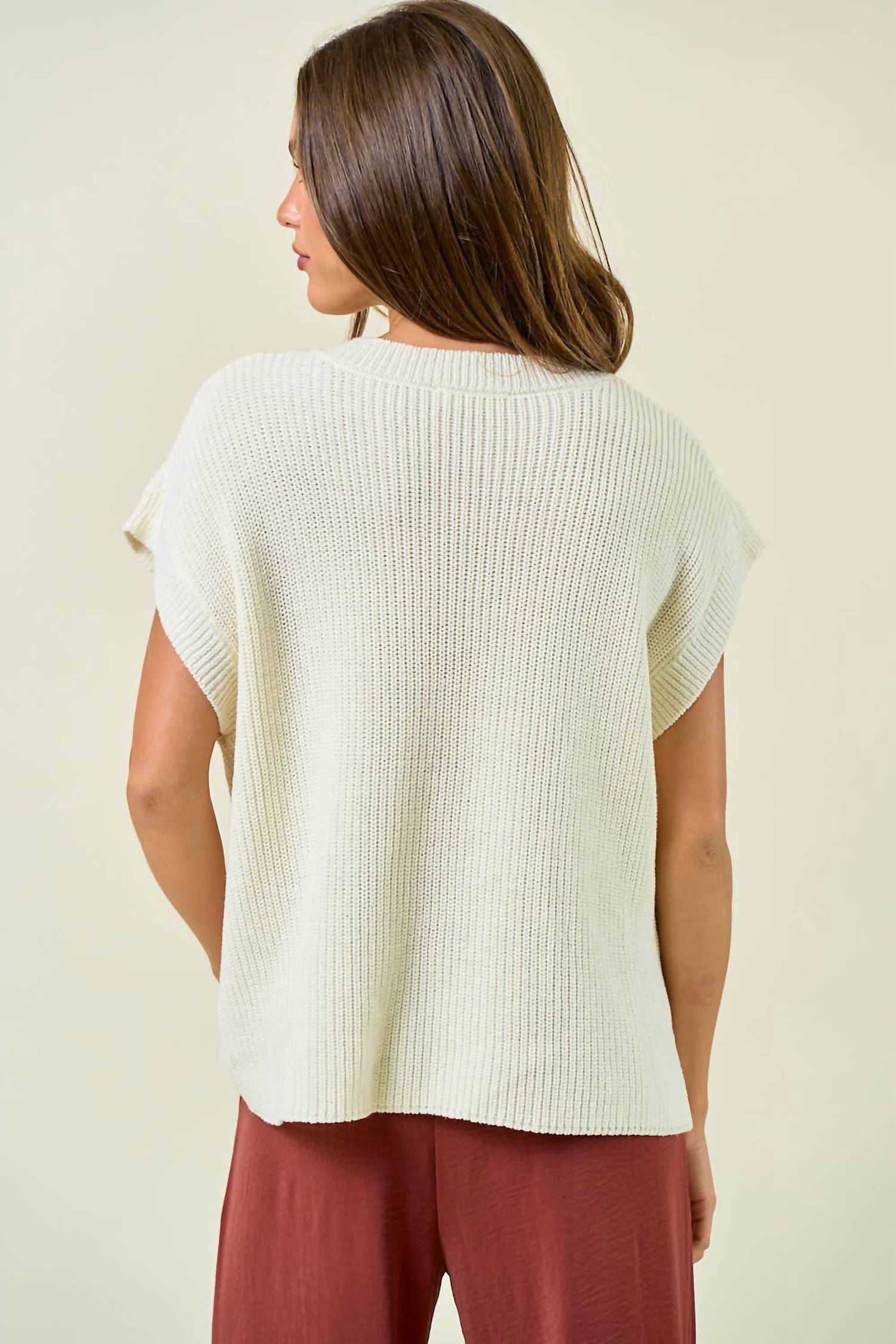 Doe and Rae Horseshoe Ribbed Sweater Vest in cream blue - women's sweater - detail view