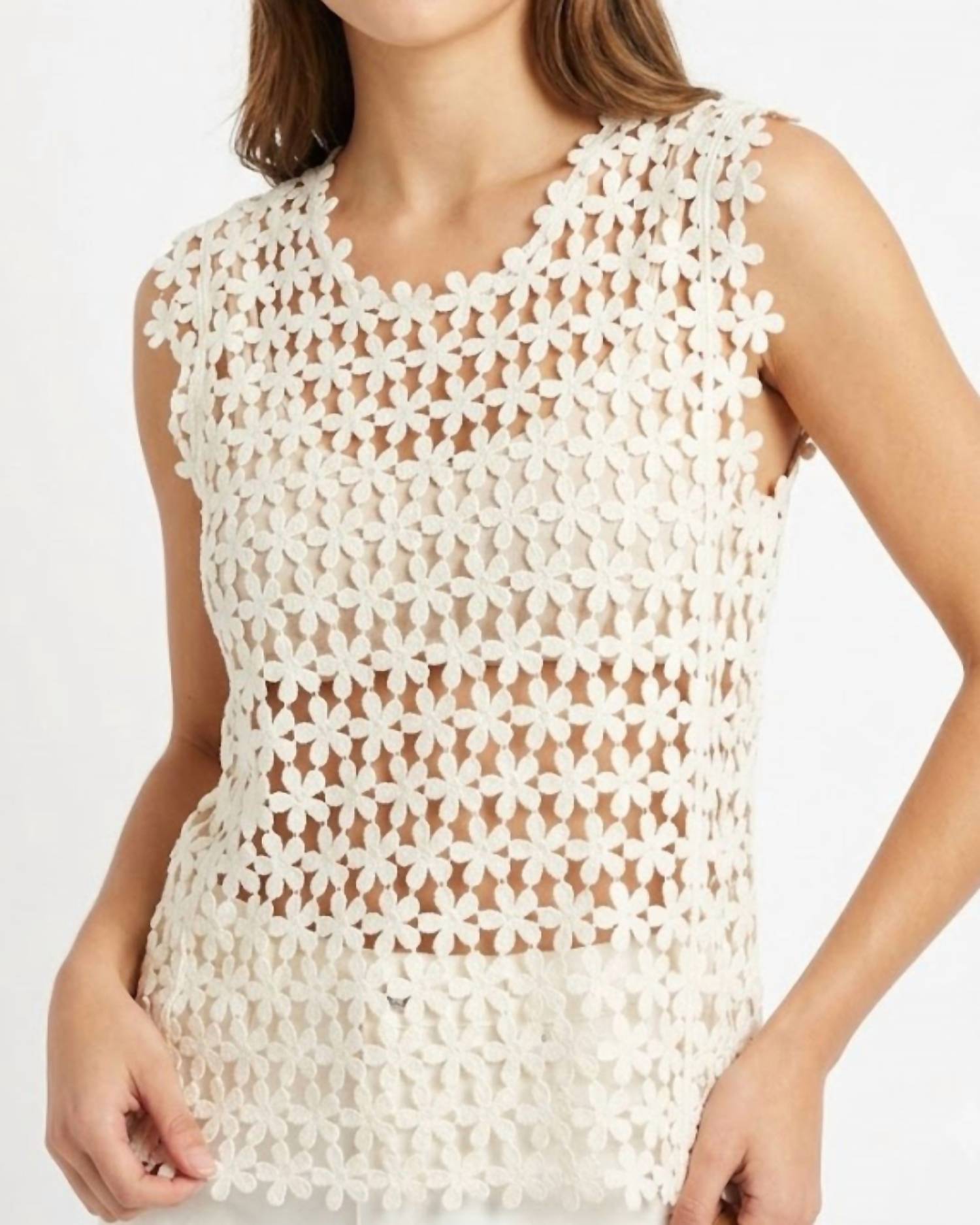Pol - Daisy Crochet Top