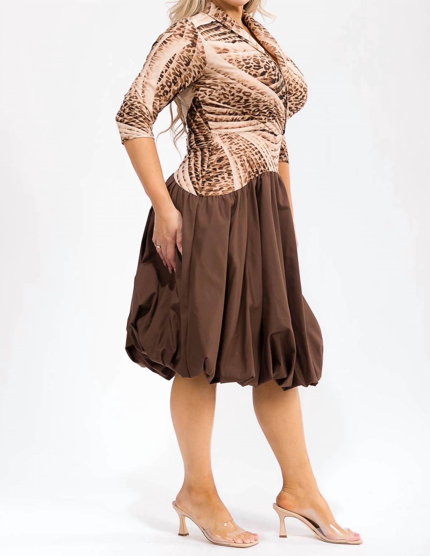 Karen T Design - V-neck Balloon Dress