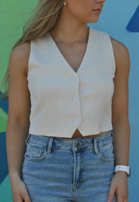 Davi & Dani - Cropped V Neck Vest