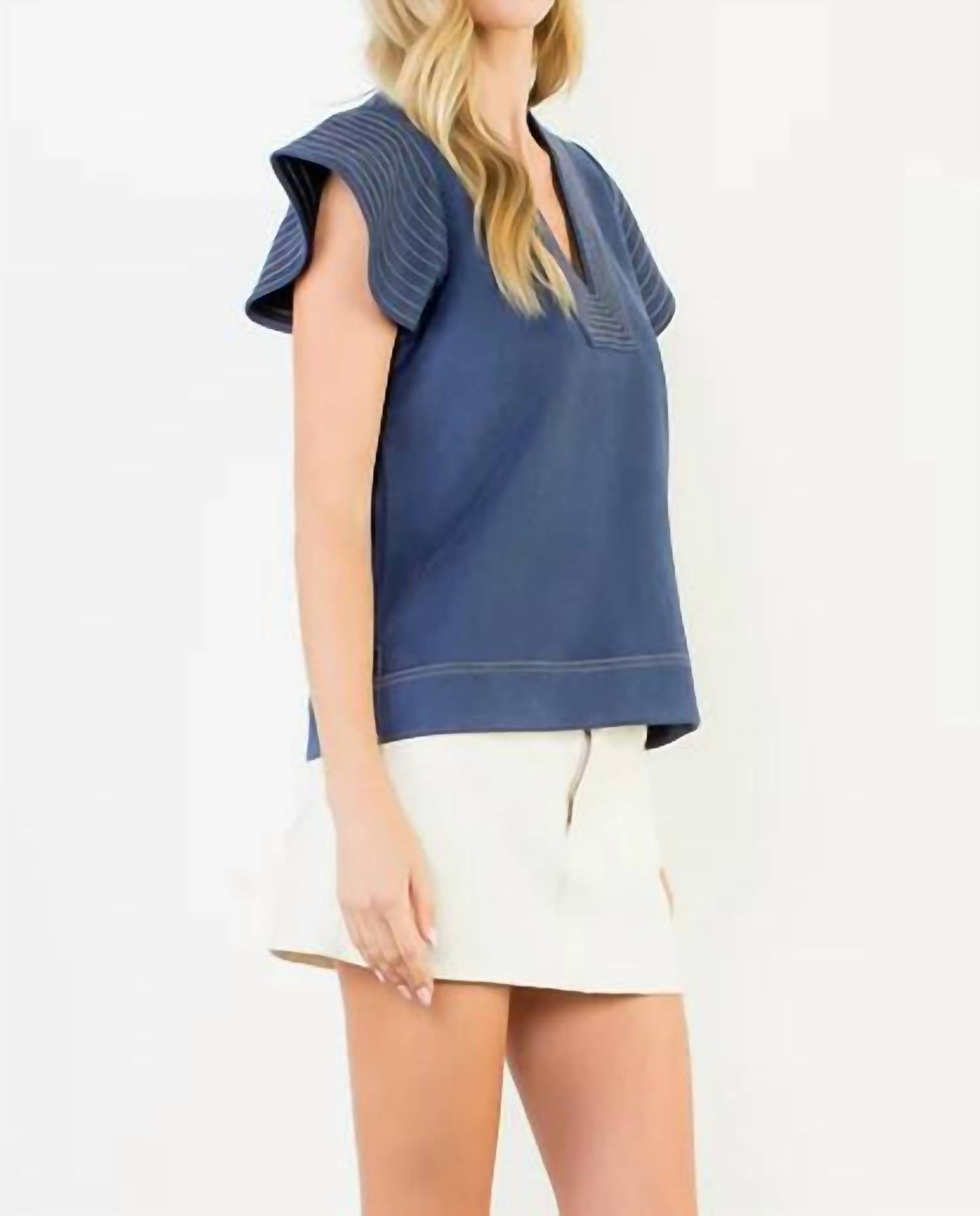 Thml - Flutter Sleeve V-neck Top