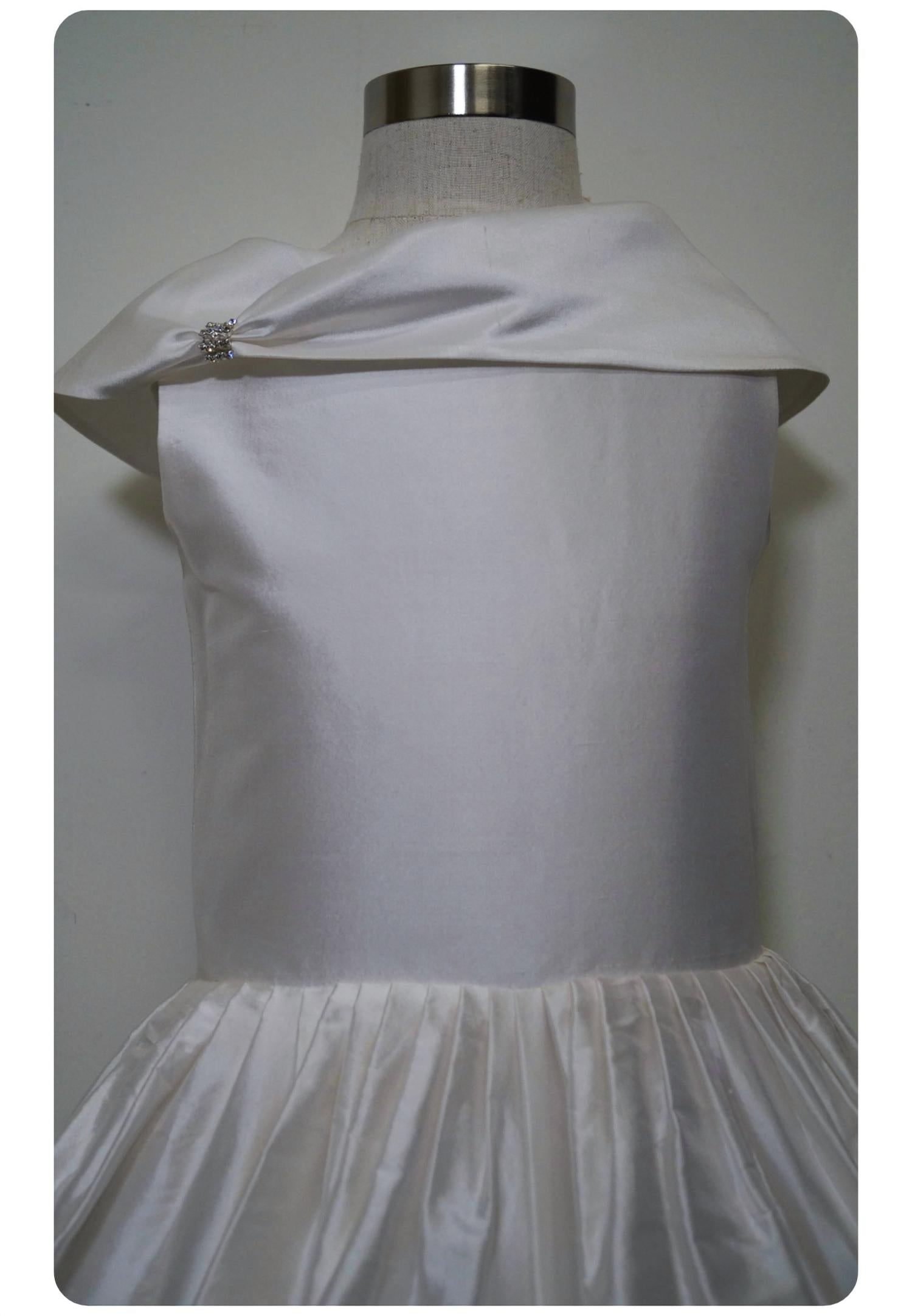 Tha Canadian Profile - Girl's Dress With Rhinestones