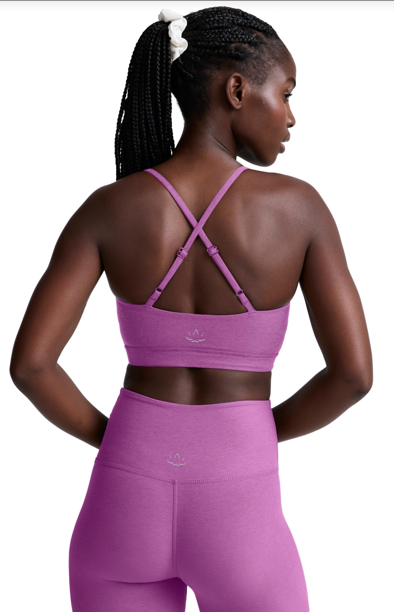 Beyond Yoga - Twist Front Strappy Bra