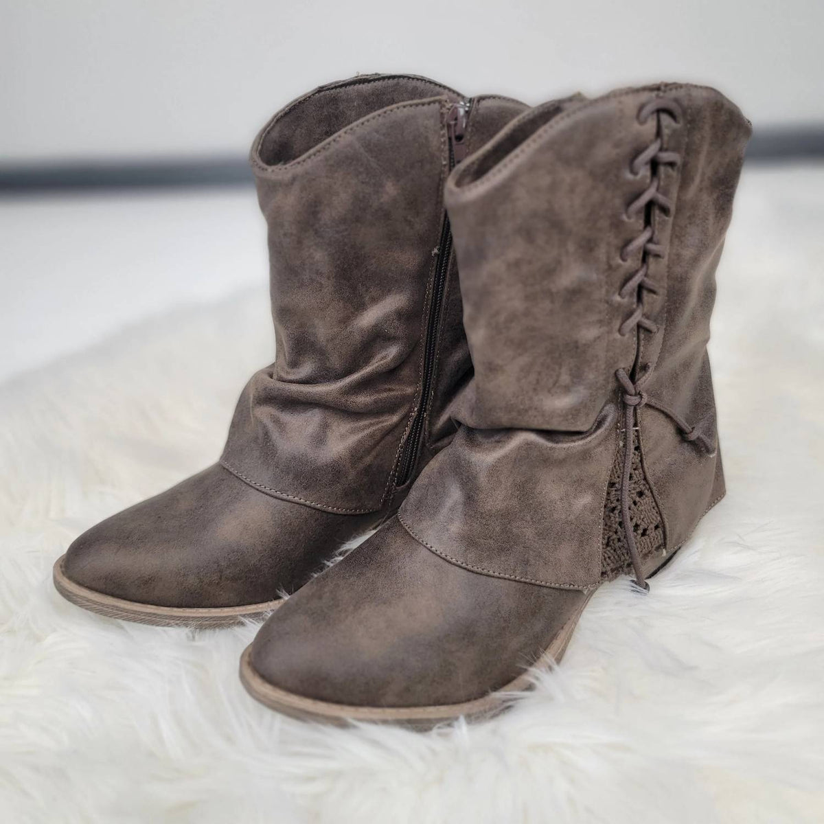 Very G - Women's Sassy Faux Suede Booties