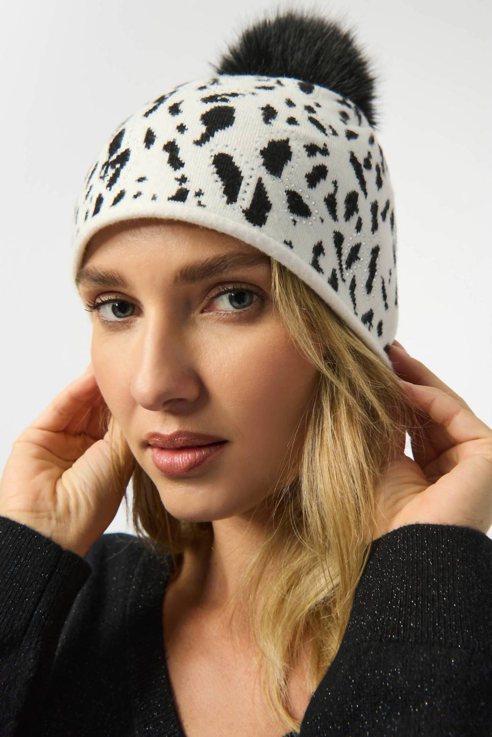 Joseph Ribkoff - Rita Knitted Animal Print Pompom Hat