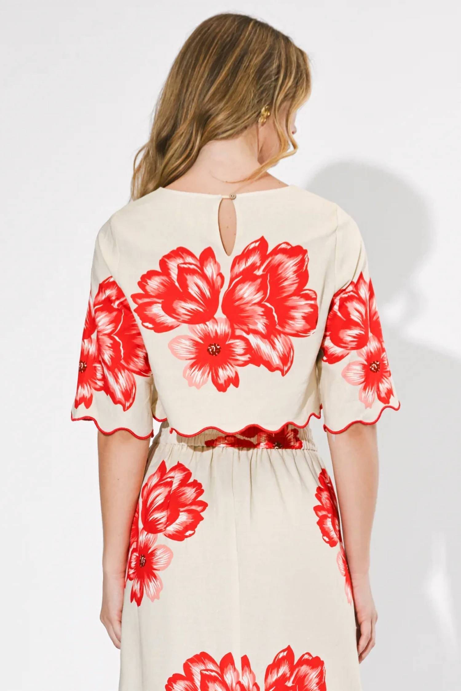 Adelyn Rae - Rylee Scallop Printed Sleeve Top