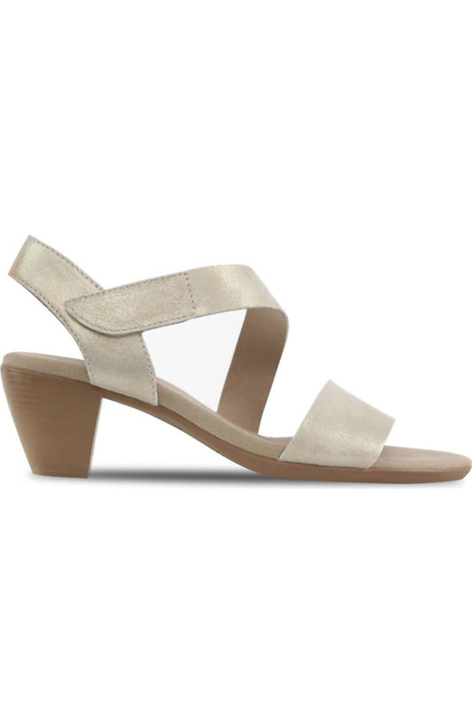 Munro - Women's Lucia Heel Sandal