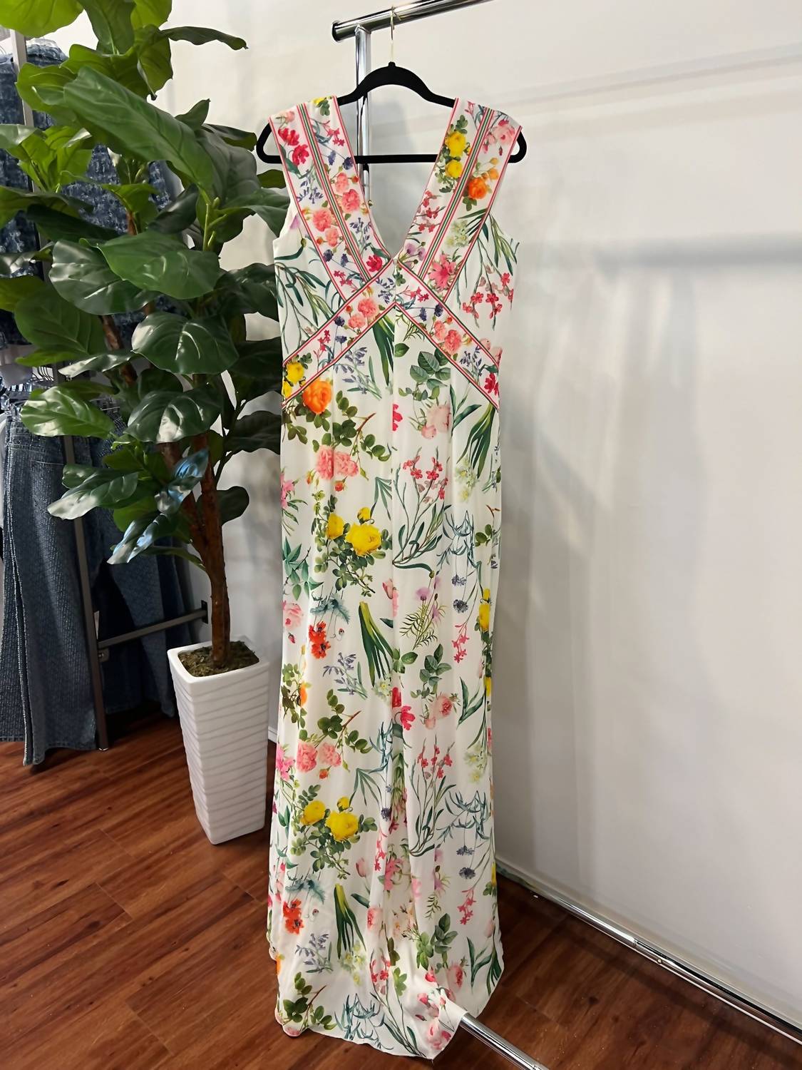 Tadashi Shoji - Women's Floral Chiffon Dress