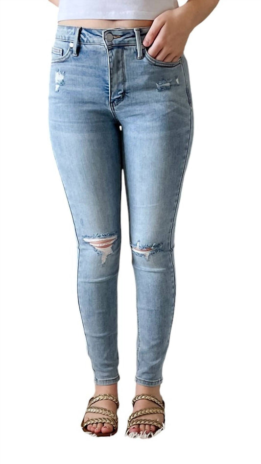 Judy Blue - Mid Rise Tummy Control Distressed Jeans