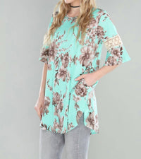 Crepas - Floral Bell Sleeve Tunic With Croche