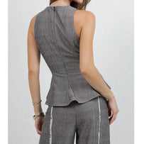 Whiteroom+Cactus - Fray Edge Detailed Asymmetrical Sleeveless Top