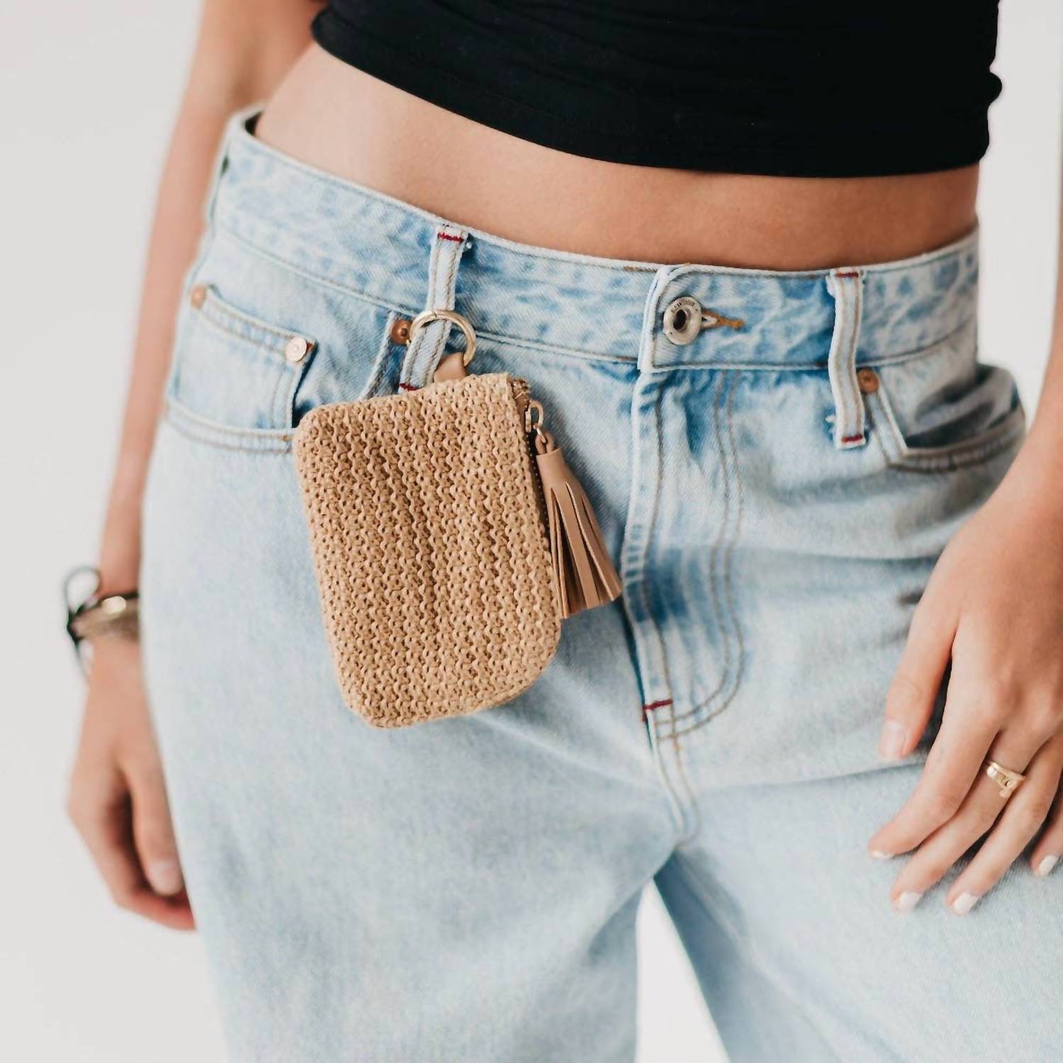 Pretty Simple - Women's River Raffia Clippable Card Holder