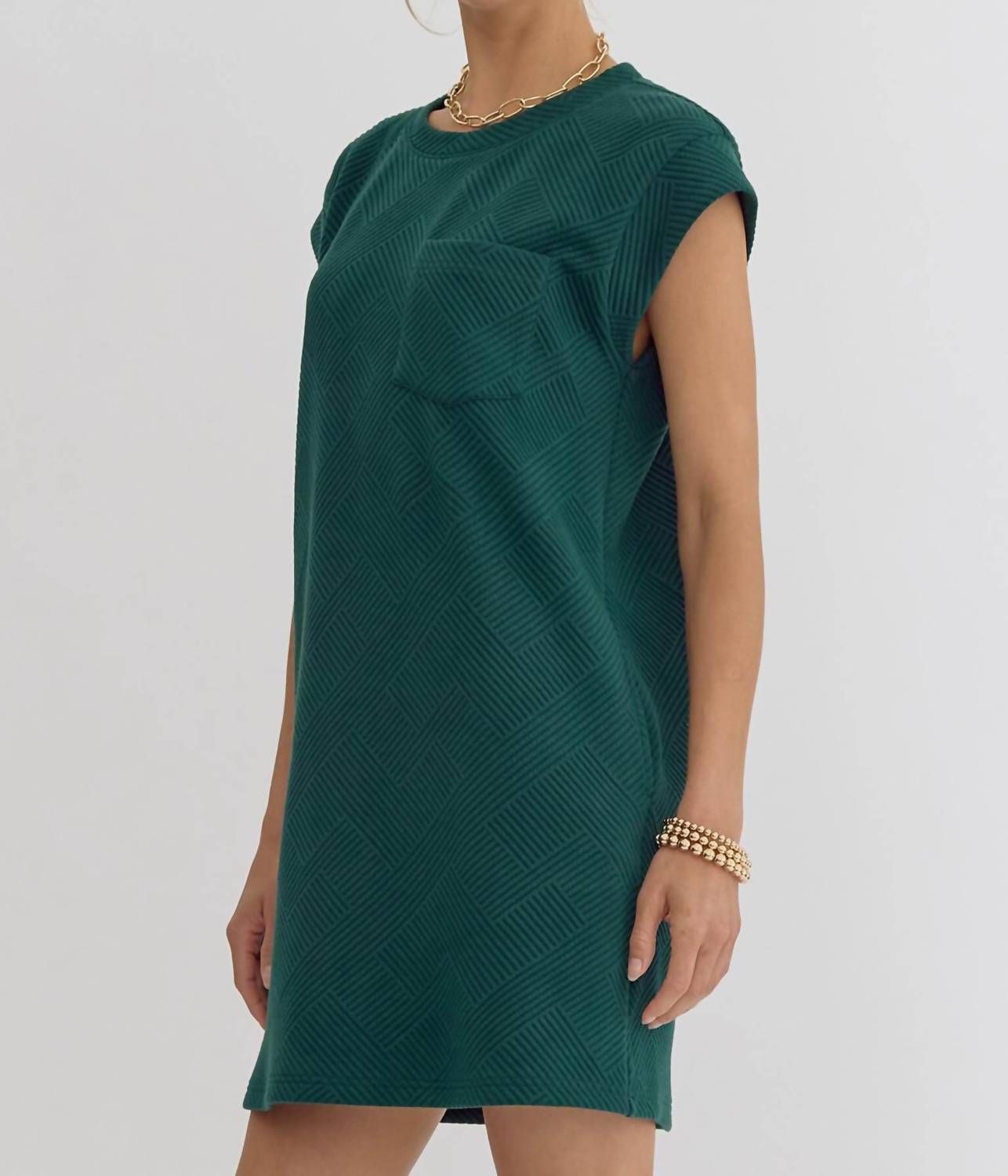 Entro - Quilted Round Neck Sleeveless Mini Dress