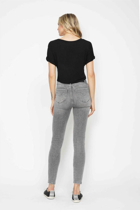Judy Blue - Mid Rise Skinny Jeans