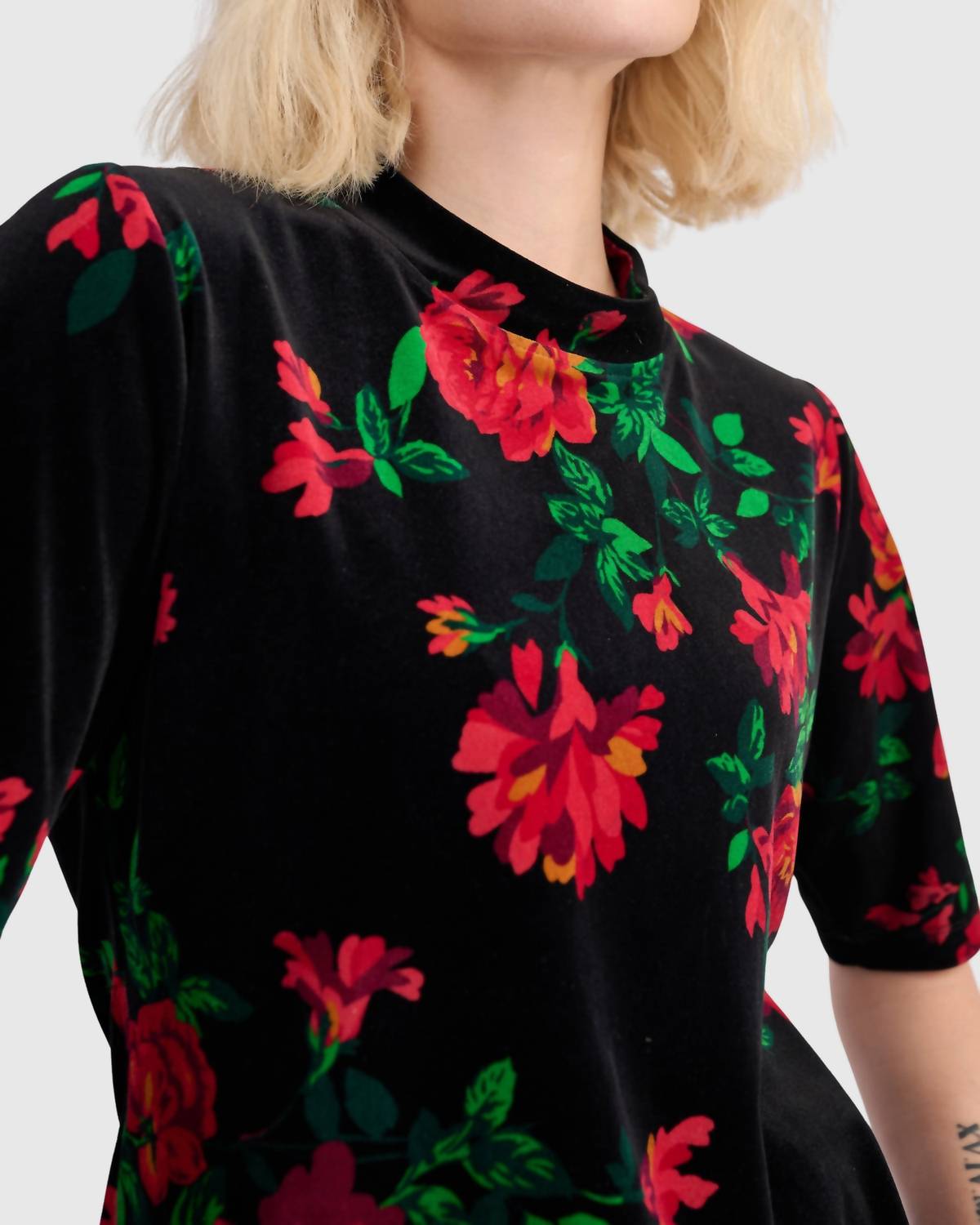 ALEMBIKA Aria Velvet Mockneck Tee in roses - women's t-shirt - detail view