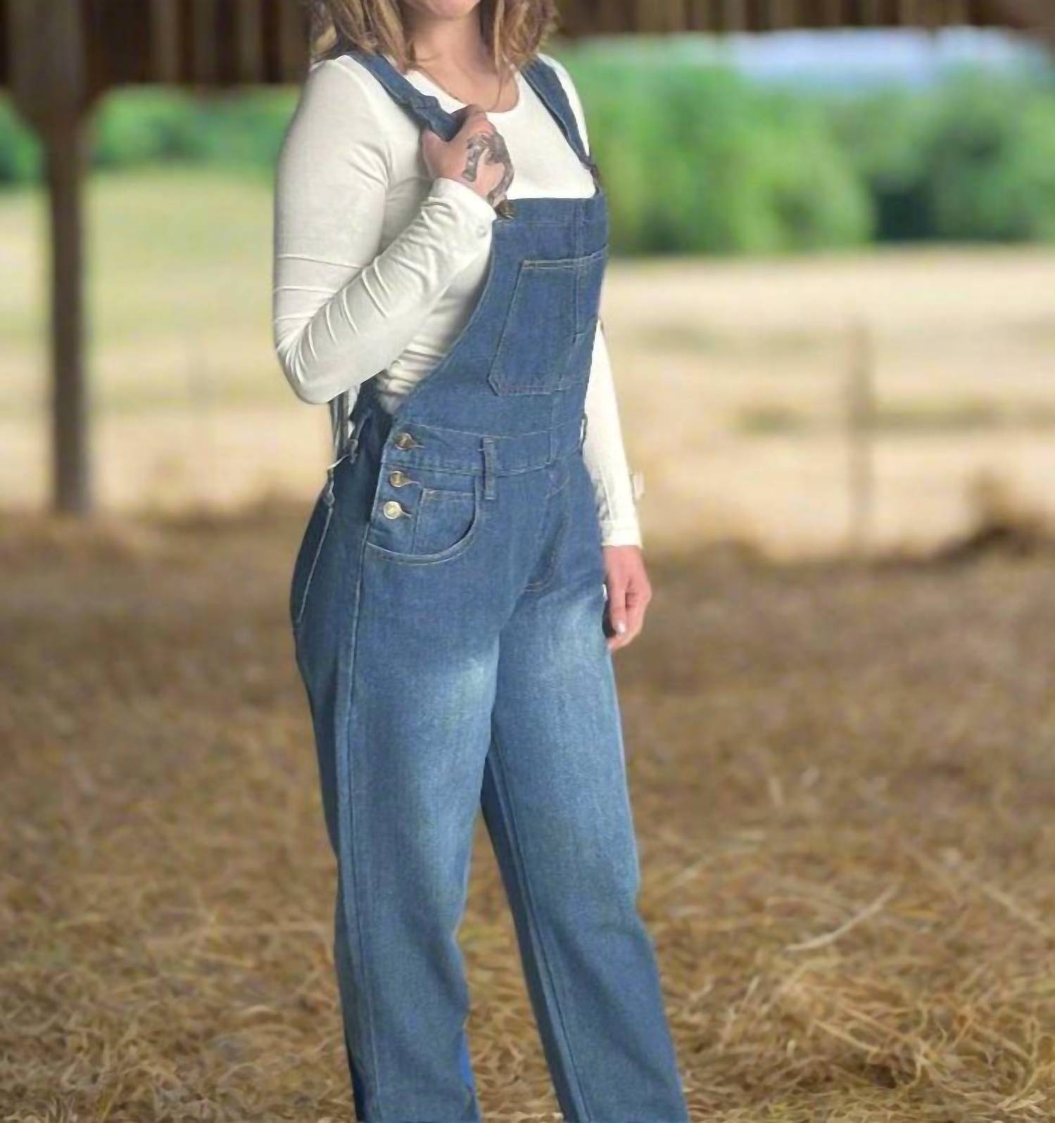 Rosa Clothing Vintage washed Denim overalls in dark blue - women's jeans - detail view