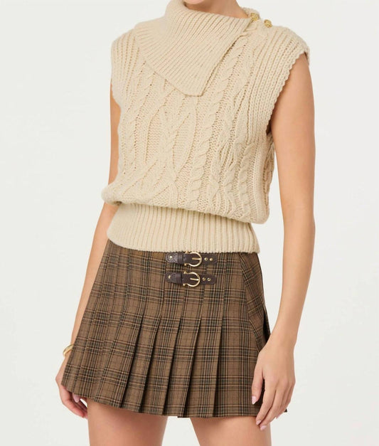 Astr - Kirstin Sleeveless Cable Knit Sweater