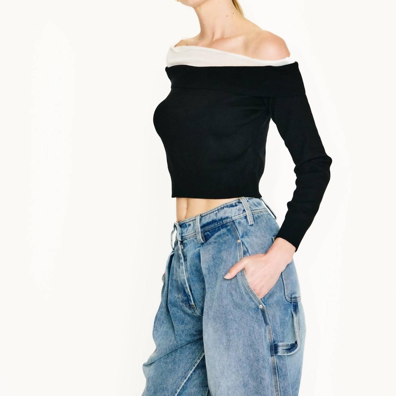 line and dot Ysa Off The Shoulder Sweater in black - women's cardigan - detail view