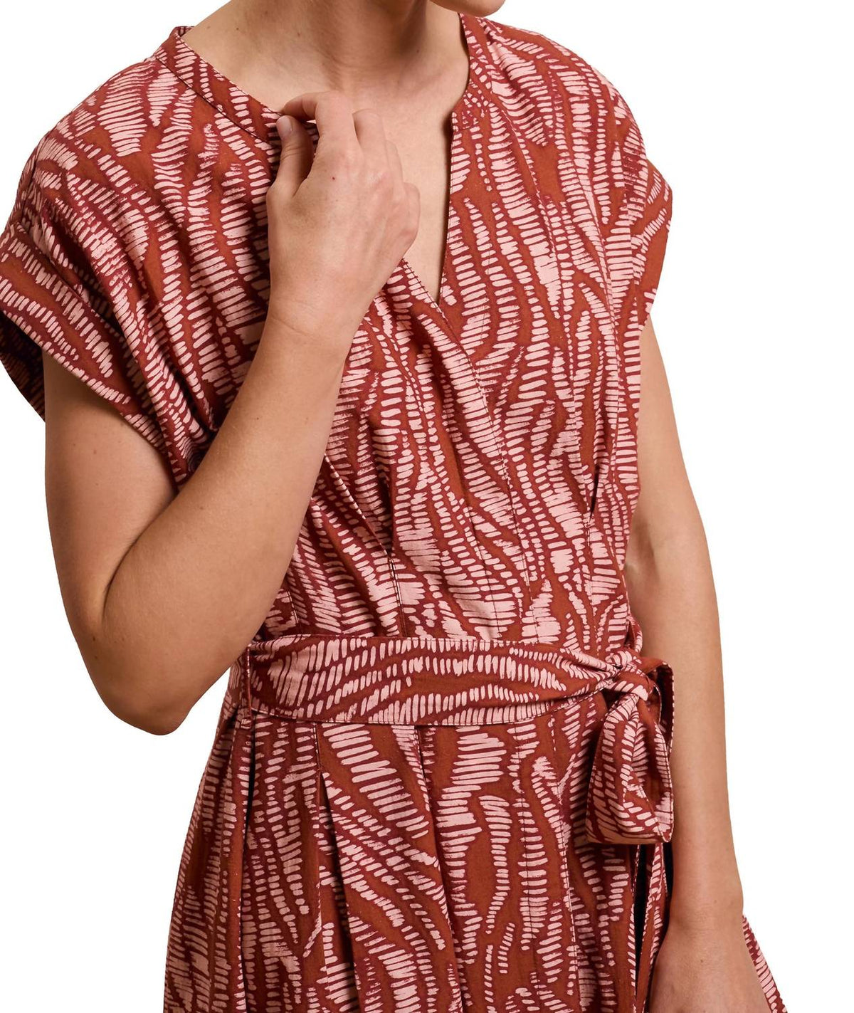 Celtic & Co. - Tie Waist Relaxed V Neck Midi Dress