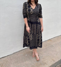 Ciebon - Ruched Puff Sleeve Midi Dress