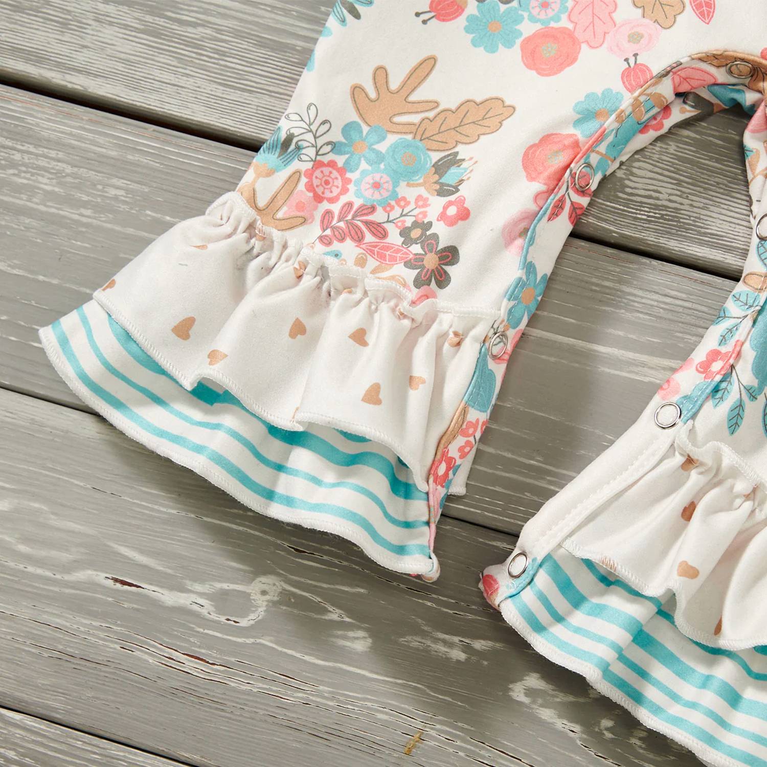Pete + Lucy - Girls Bunch Of Flowers Romper