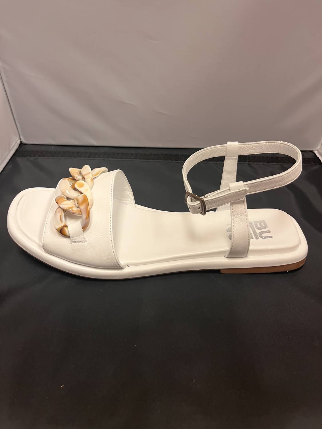 Bueno - Women's Elaine Sandals