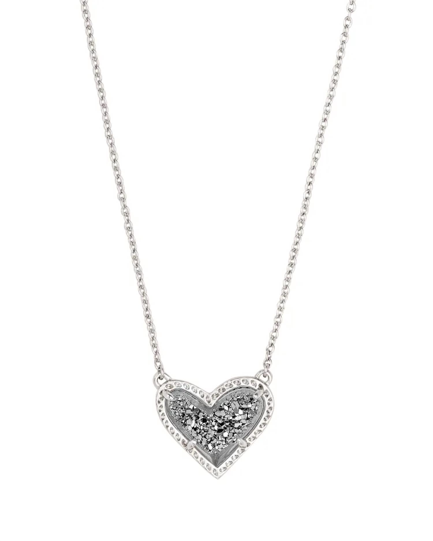 Kendra Scott - Ari Heart Pendant Necklace