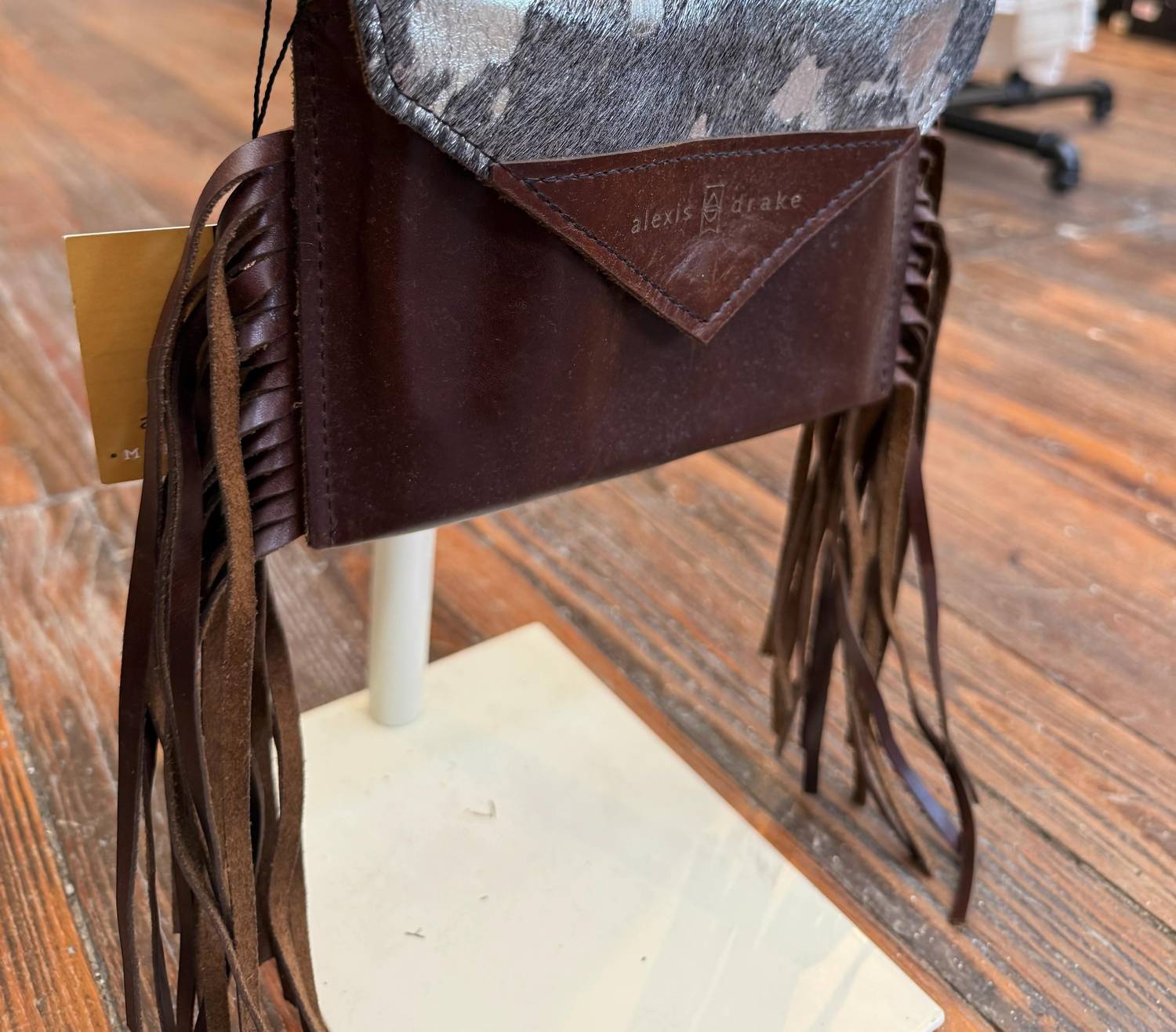 Alexis Drake - Women's Envelope Cellphone Crossbody Bag