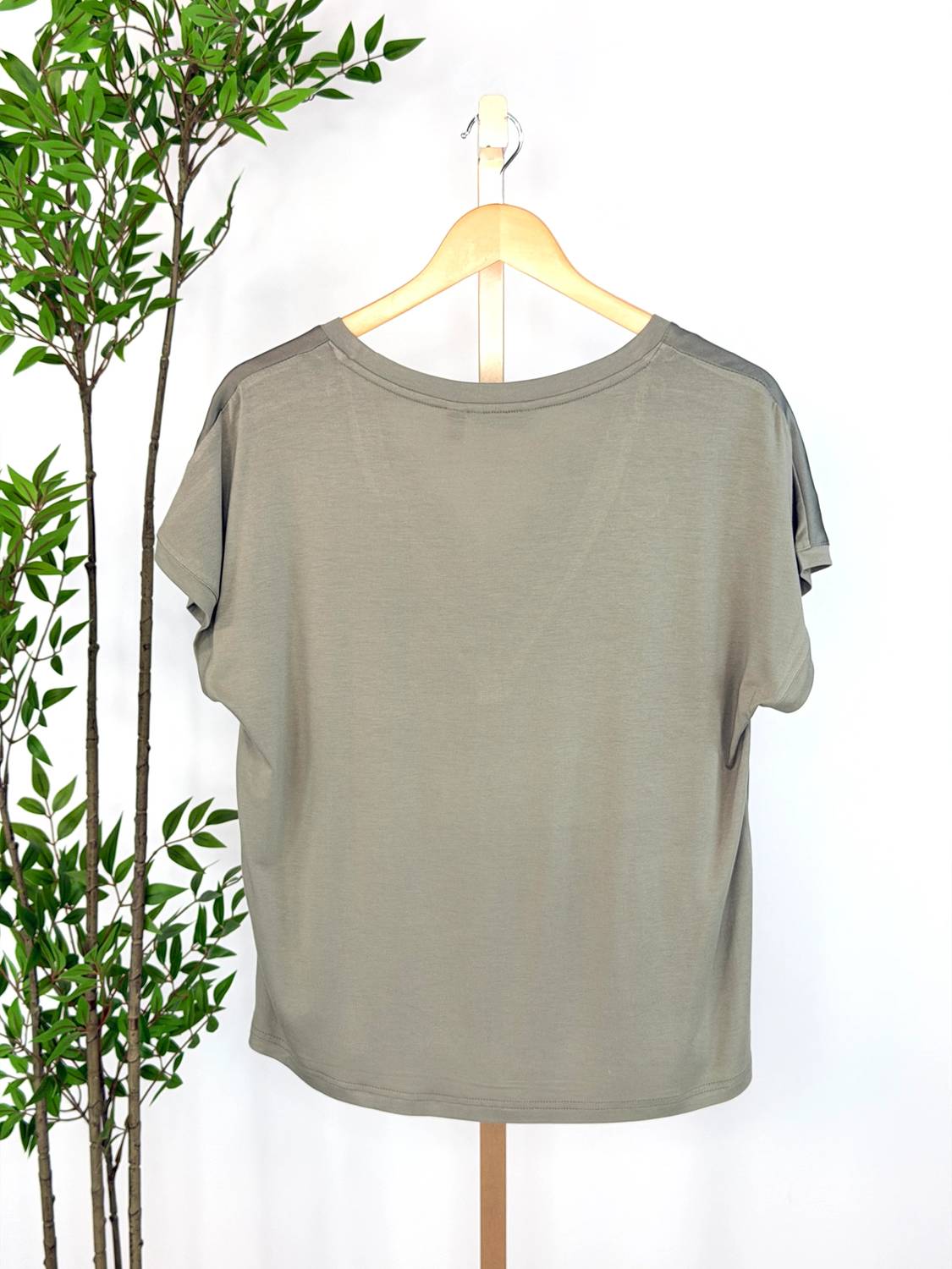B.Young - Women's Poise And Ease Top