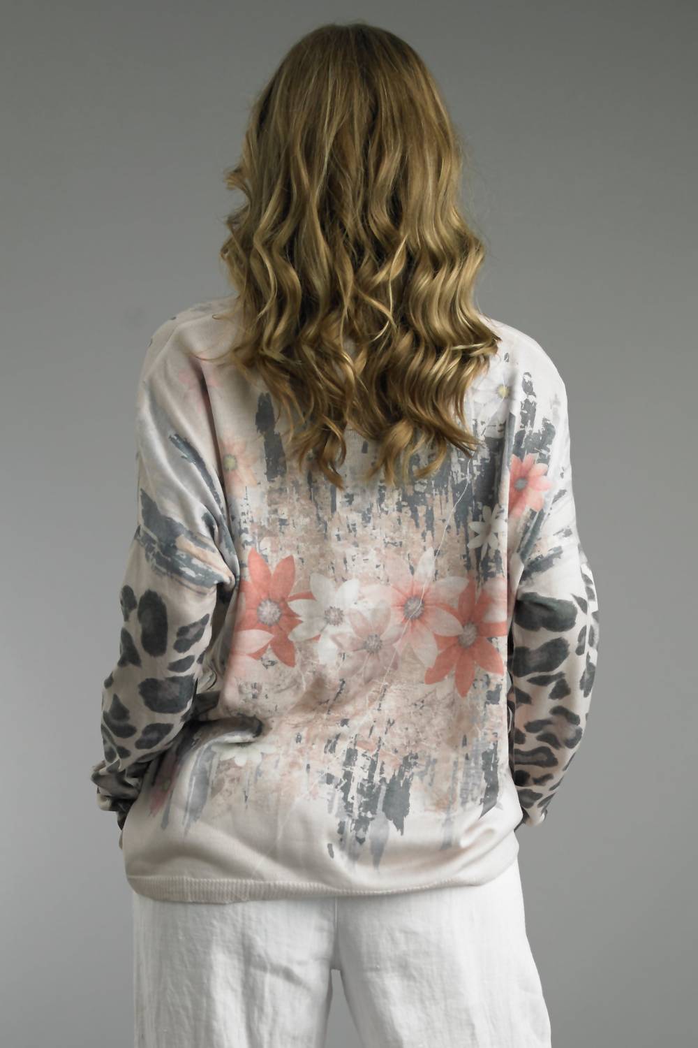 TEMPO PARIS Bobby's Girl Sweater Top in beige - women's sweater - detail view
