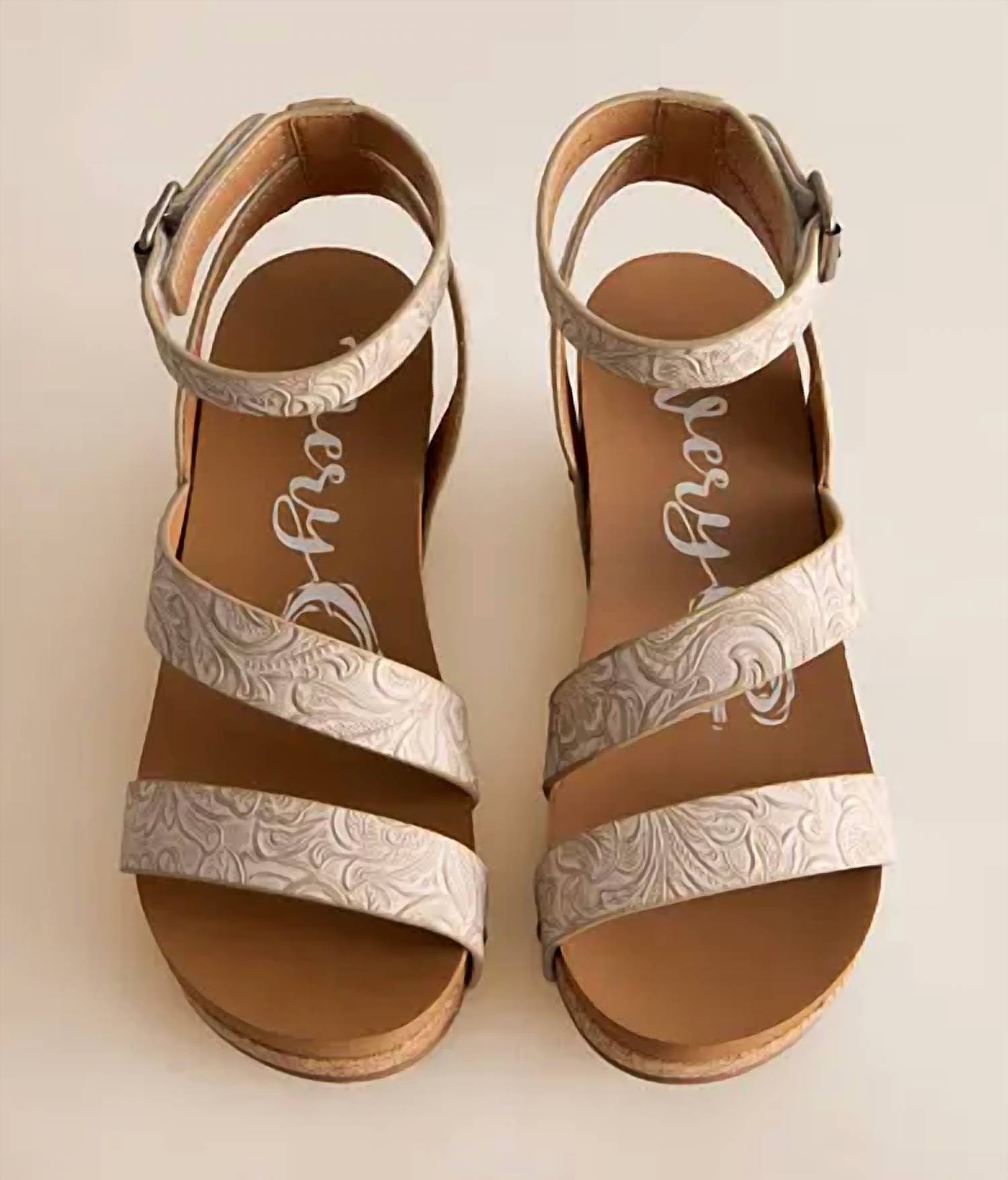 Very G - Women's Kiara Wedge Sandal