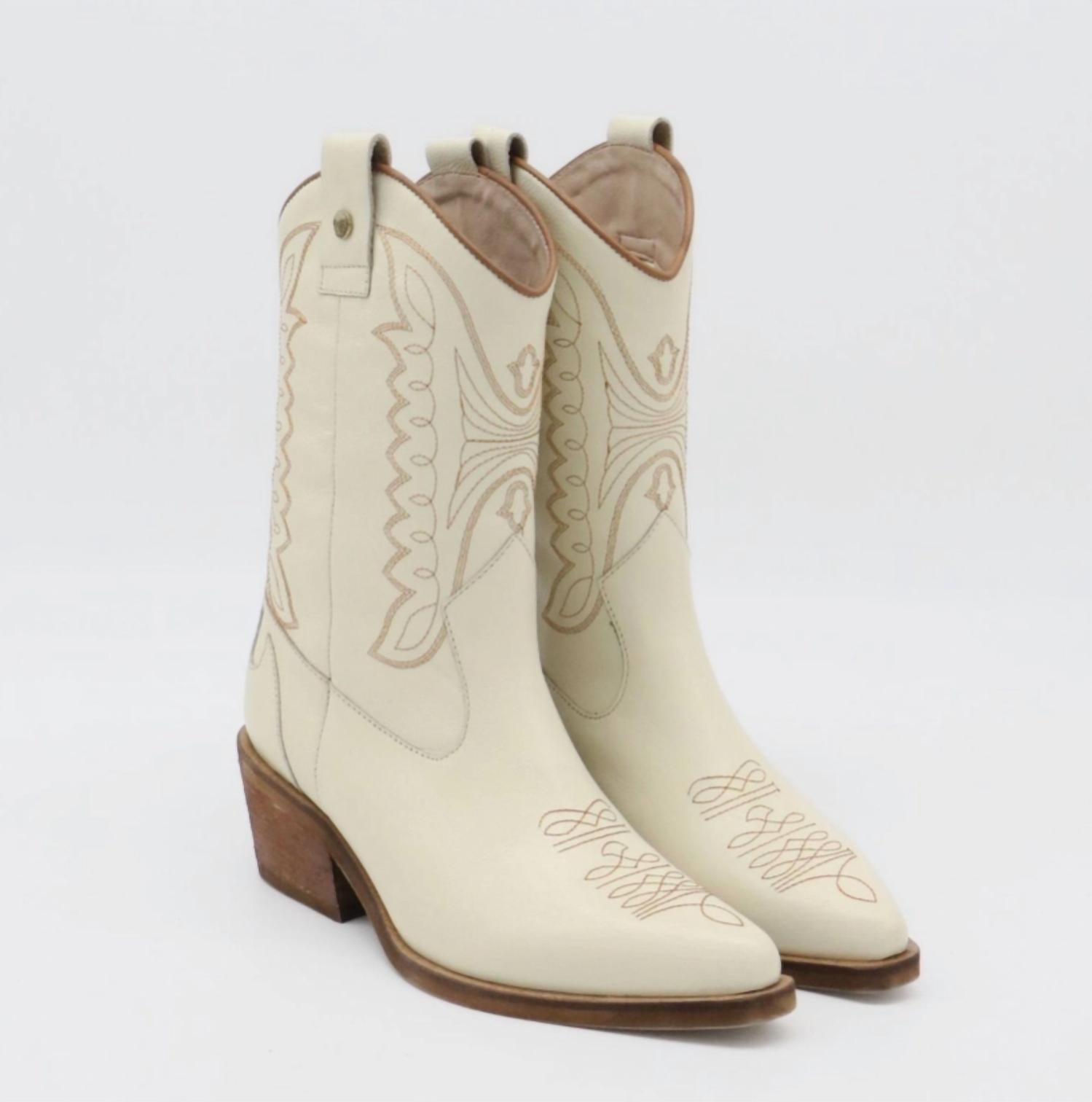 Stivali New York Women's Unstoppable Western Cowboy Boots in off white - women's shoe - detail view