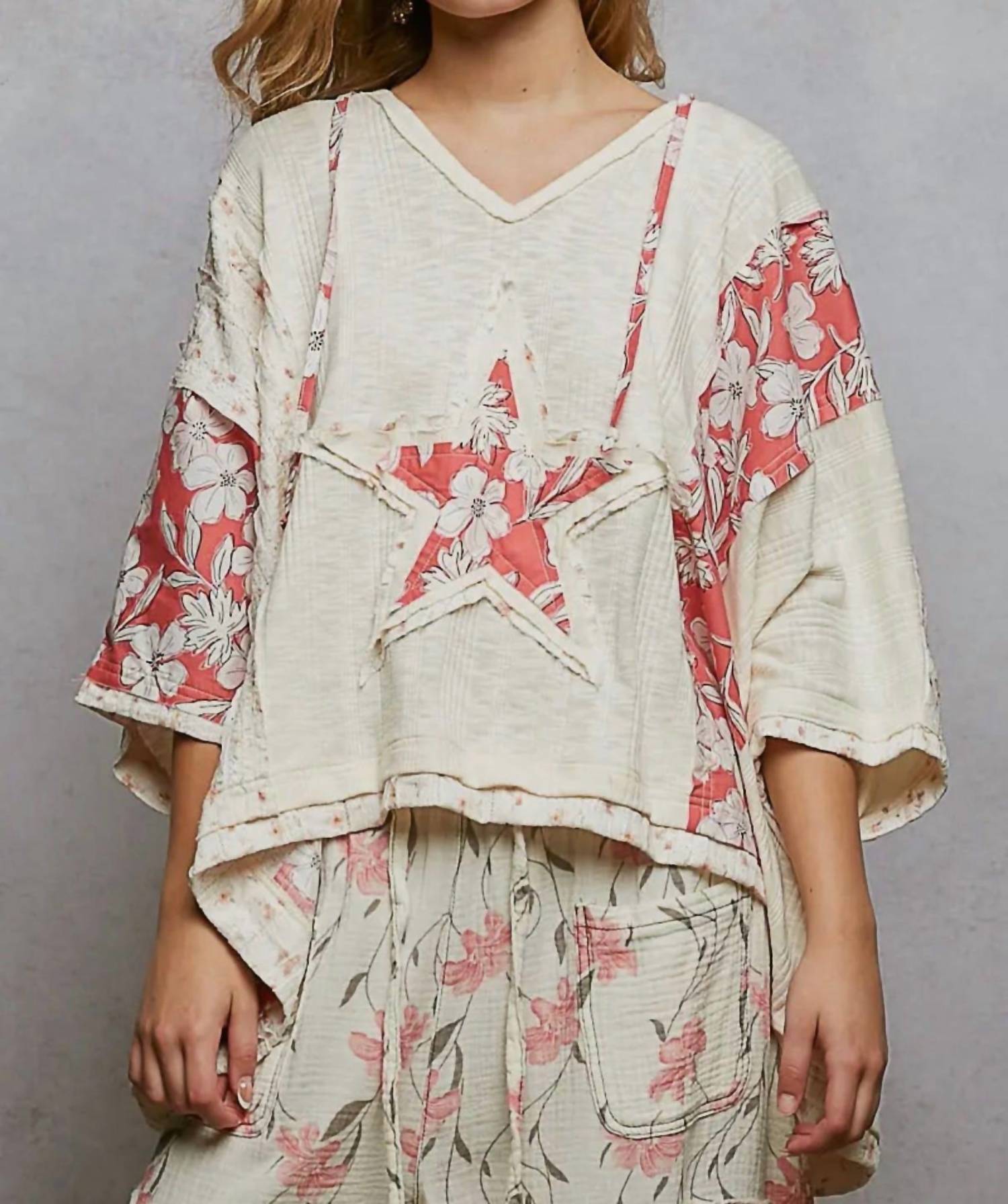 Pol - Relaxed Star Patch Floral Top With Hoodie