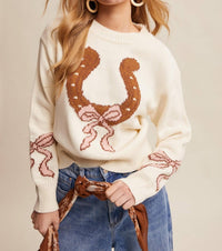 Listicle - Horseshoe Bow Graphic Sweater