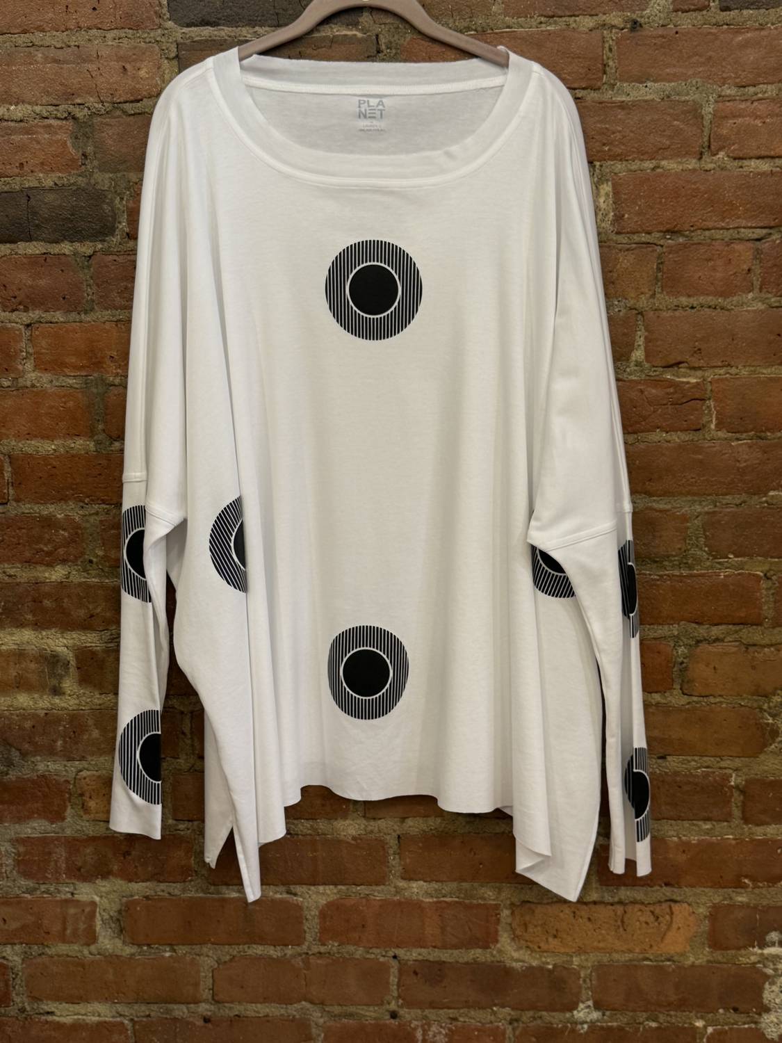 Planet By Lauren G. - Women's Long Sleeve top with pattern