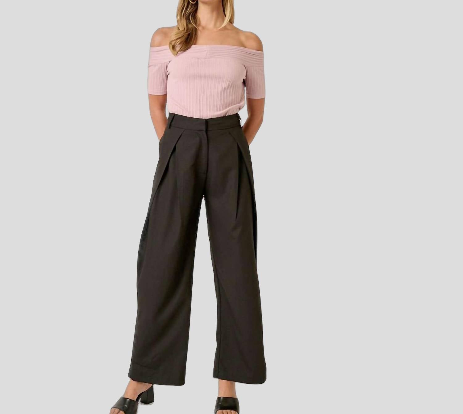 Saints & Hearts - Runway Girl Pleated Pant