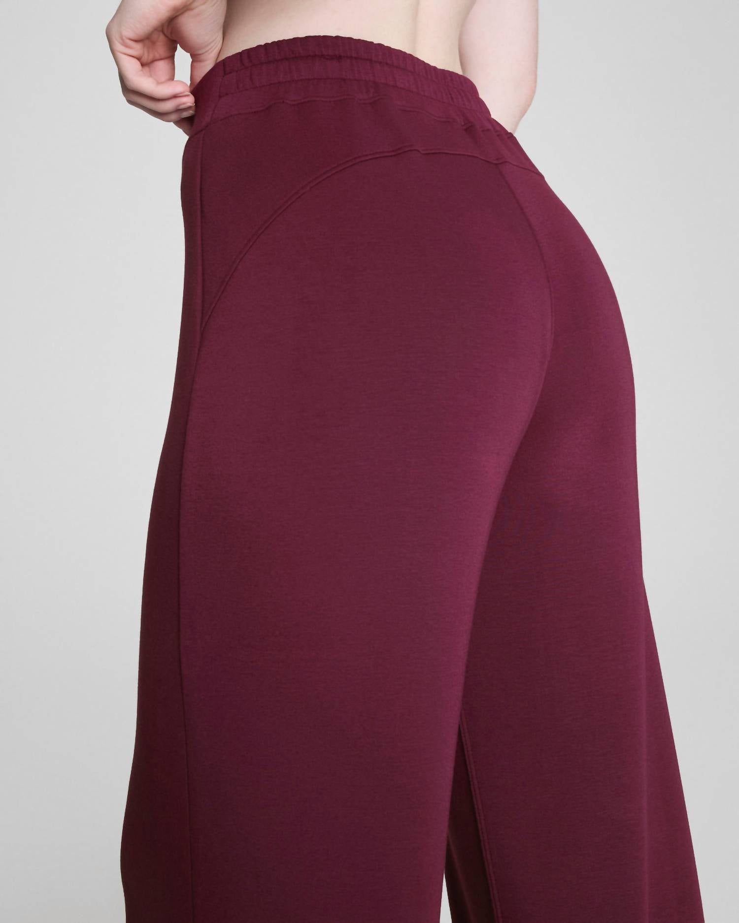 Spanx - Airessentials Wide Leg Pant