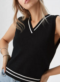 Red Haute - V-neck Shell Tank