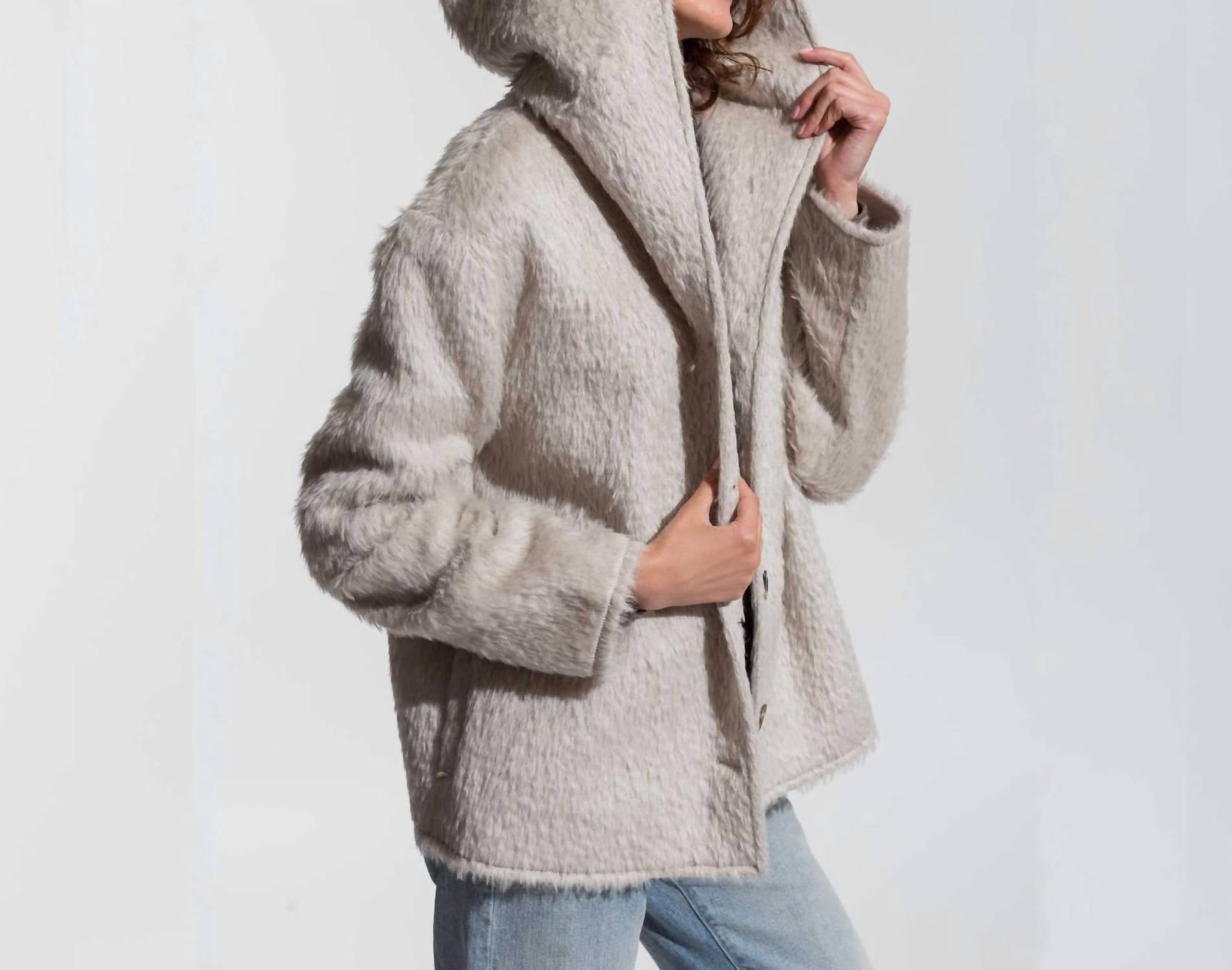 Alicia Adams Alpaca - Finn Coat