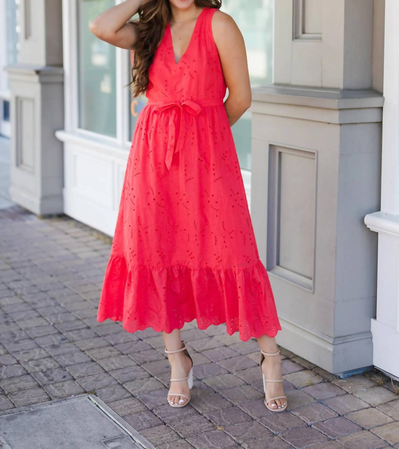 Lovestitch - Hit Hot Eyelet Midi Dress