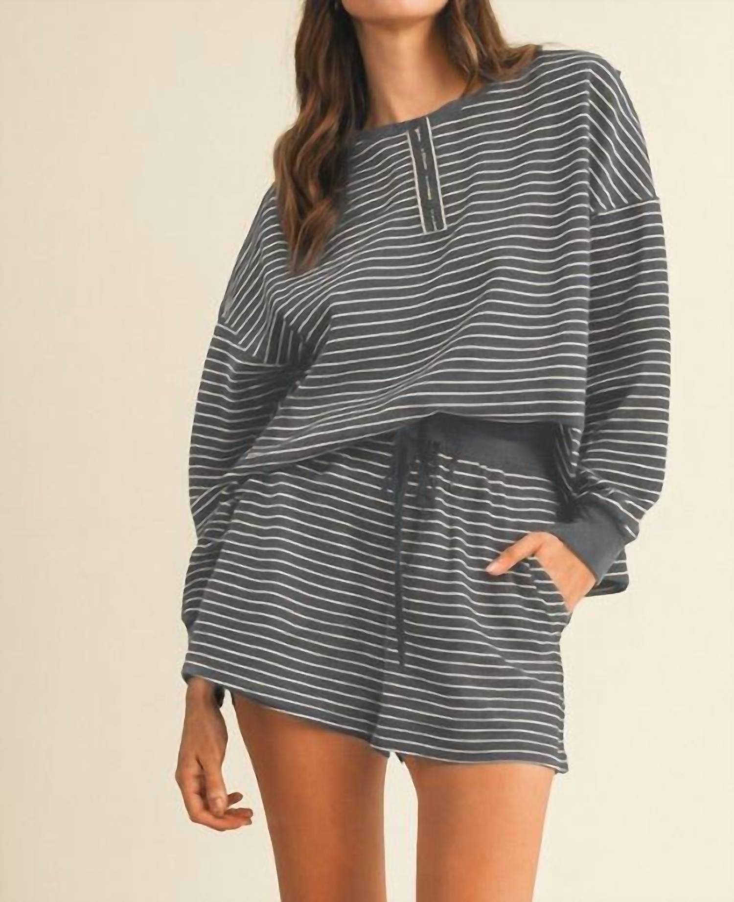 Anniewear - Lindsey Long Sleeve Top And Shorts Set