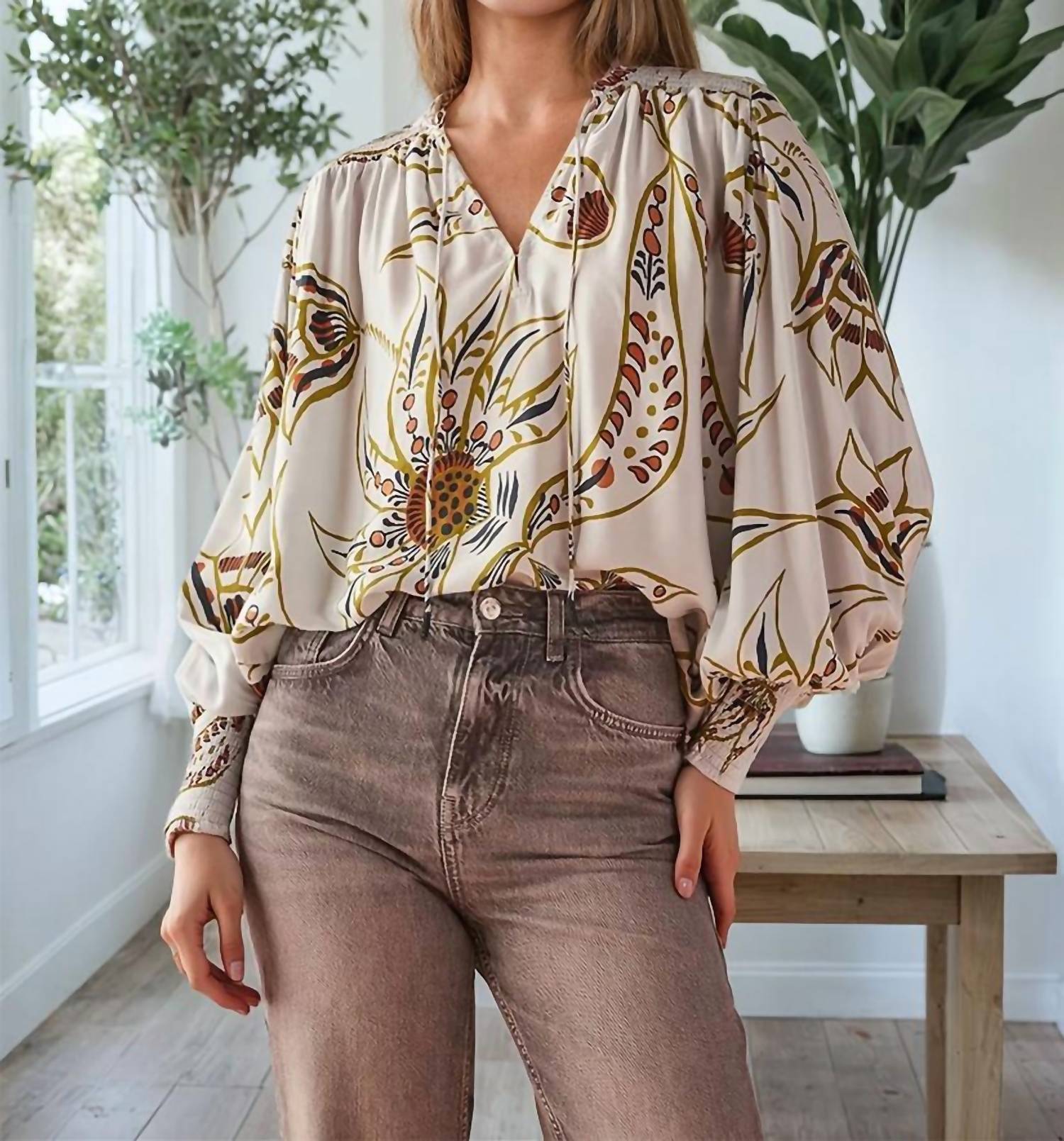 OMIKA Anouk Blouse in blue - women's blouse