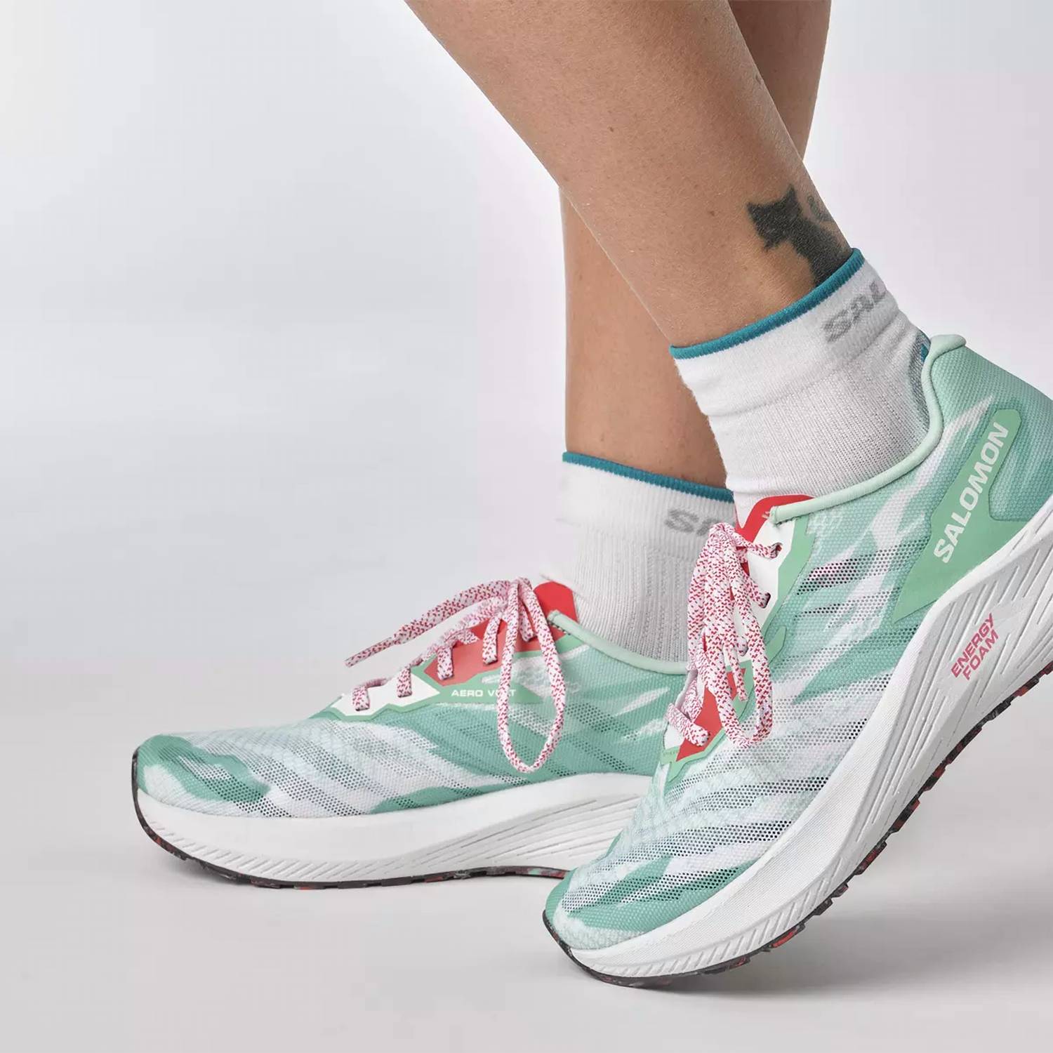 Salomon - Women Aero Volt Running Shoe