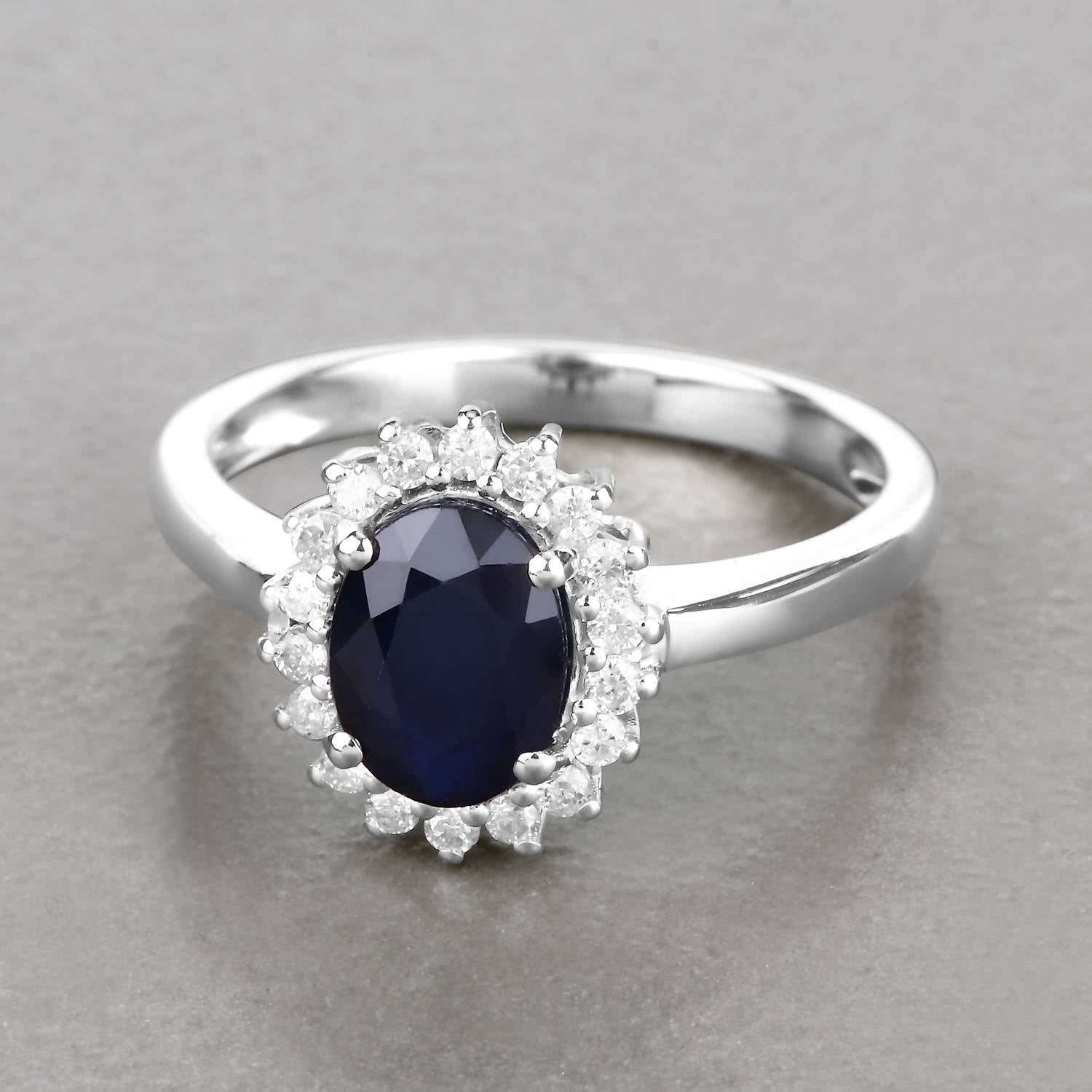 Diana M Jewels Women's Oval Natural Blue Sapphire Fashion Ring (1.73 Ct) - Classic in 14k white gold - women's jewelry - detail view