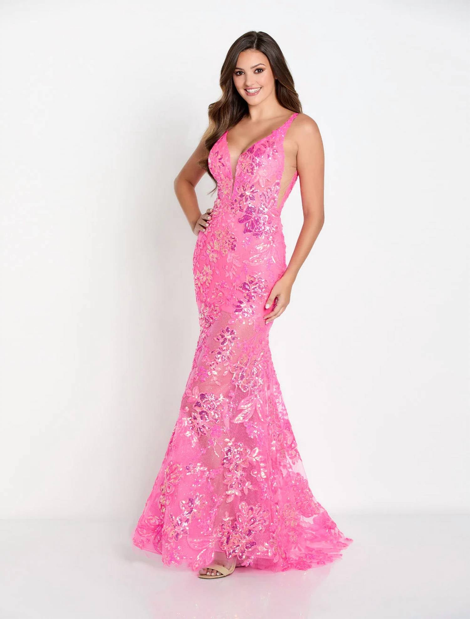 Ellie Wilde - Sequin Fitted Mermaid Gown