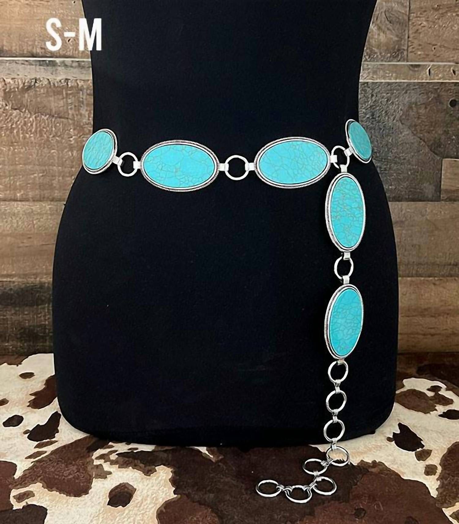 Tipi - Women's Lynx Oval Western Concho Belt