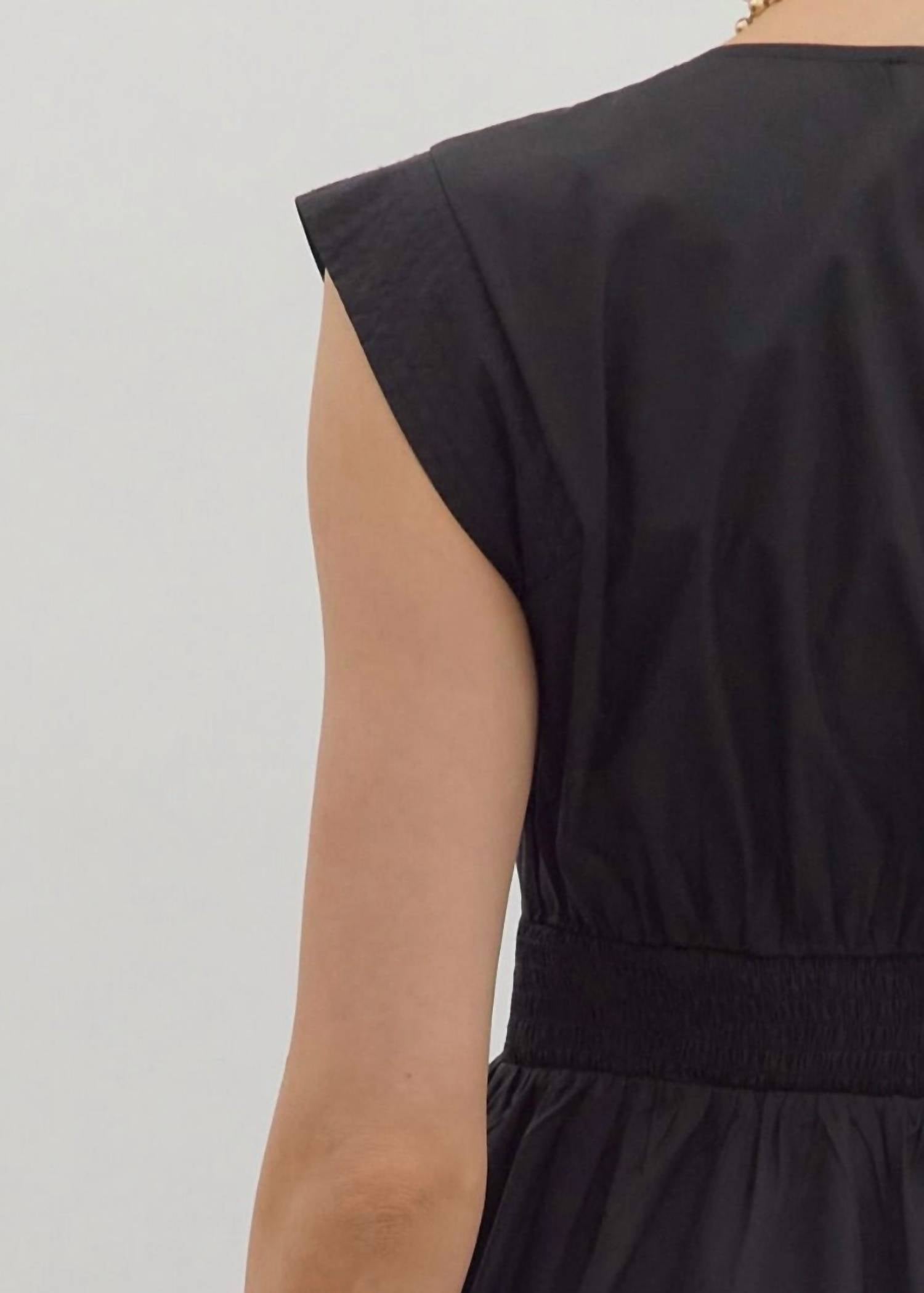 Entro - Effortless Luxe Midi Dress